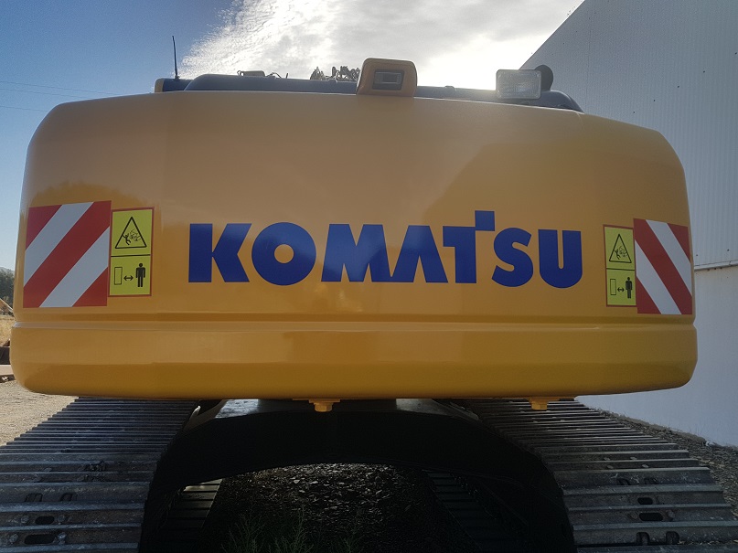 KOMATSU PC210LC-8 (11)