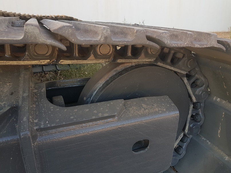 KOMATSU PC210LC-8 (12)